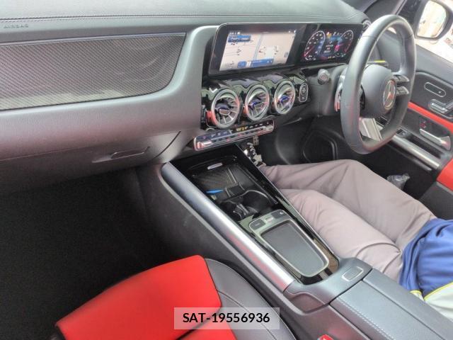 Mercedes Benz GLA-CLASS 2024-06 8730000-2
