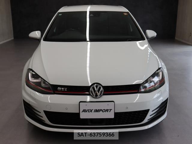 VolksWagen GOLF GTI 2014-08 8728533-2
