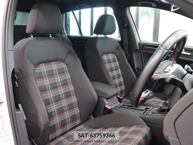 VolksWagen GOLF GTI 2014-08 8728533-5