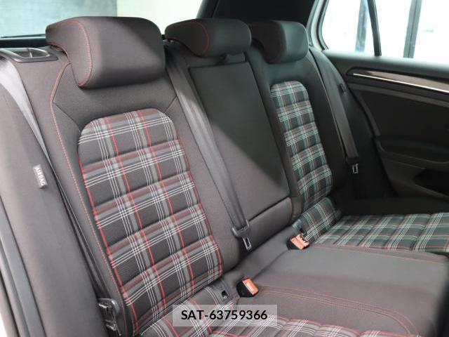 VolksWagen GOLF GTI 2014-08 8728533-6