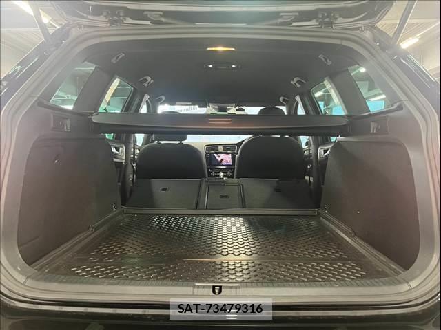 VolksWagen GOLF VARIANT 2018-06 8731333-13