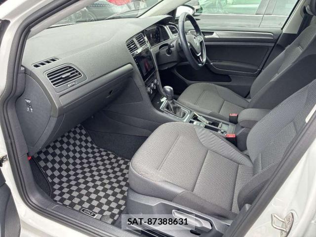 VolksWagen GOLF 2019-10 8729977-8