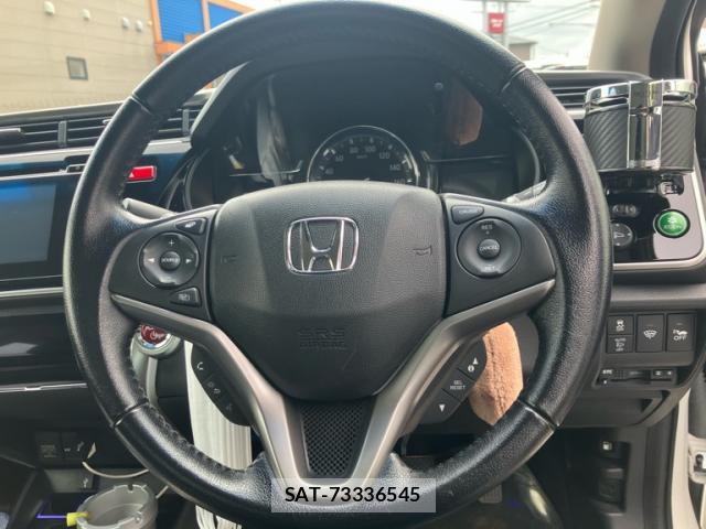 Honda GRACE 2015-12 8726169-11