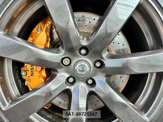 Nissan GT-R 2009-03 8725890-10