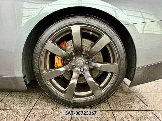 Nissan GT-R 2009-03 8725890-7
