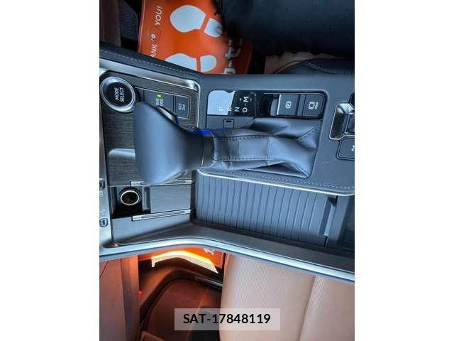 Lexus GX 2025-07 8727956-14