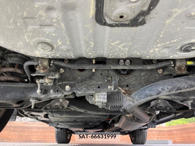 Toyota HARRIER HYBRID 2015-04 8726767-19