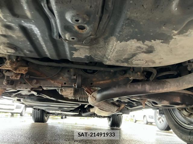 Toyota HARRIER HYBRID 2017-05 8727521-5