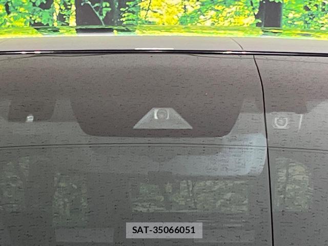 Toyota HARRIER HYBRID 2021-03 8730074-2