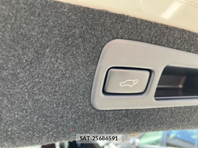 Toyota HARRIER 2019-03 8726074-10
