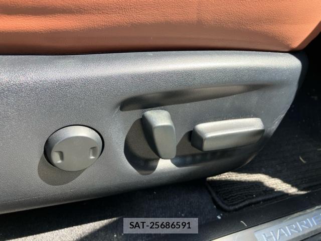 Toyota HARRIER 2019-03 8726074-19