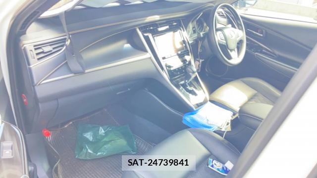 Toyota HARRIER 2018-11 8726113-14