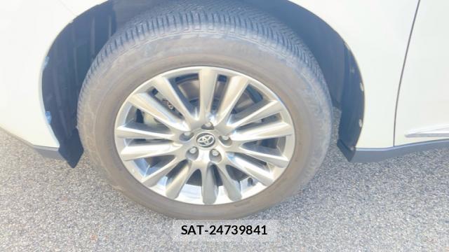 Toyota HARRIER 2018-11 8726113-17