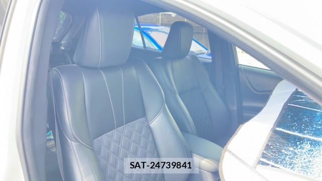 Toyota HARRIER 2018-11 8726113-3