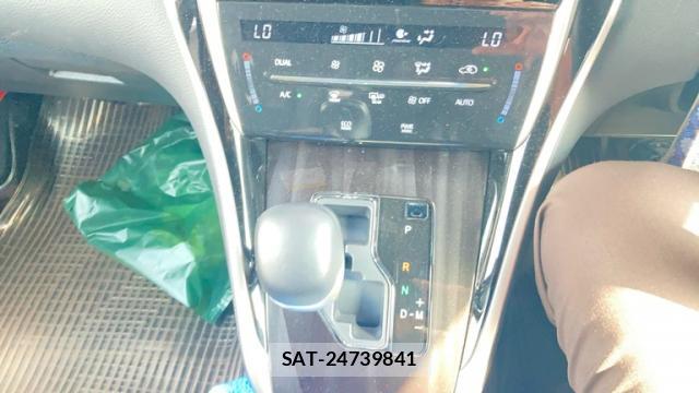 Toyota HARRIER 2018-11 8726113-8