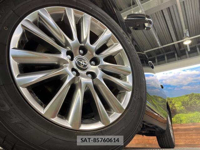 Toyota HARRIER 2017-01 8726769-13