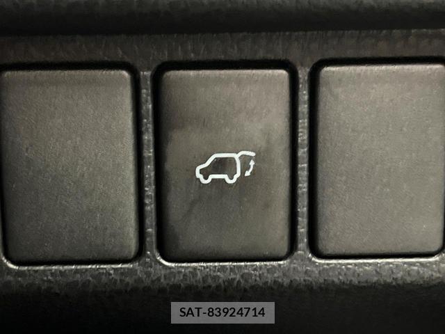 Toyota HARRIER 2015-10 8727083-6
