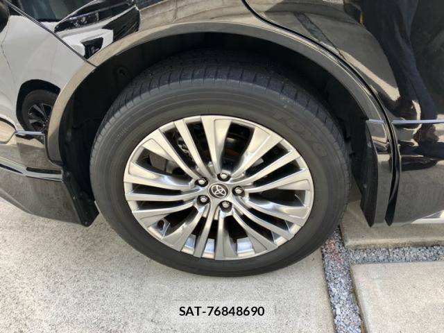 Toyota HARRIER 2023-03 8727326-6