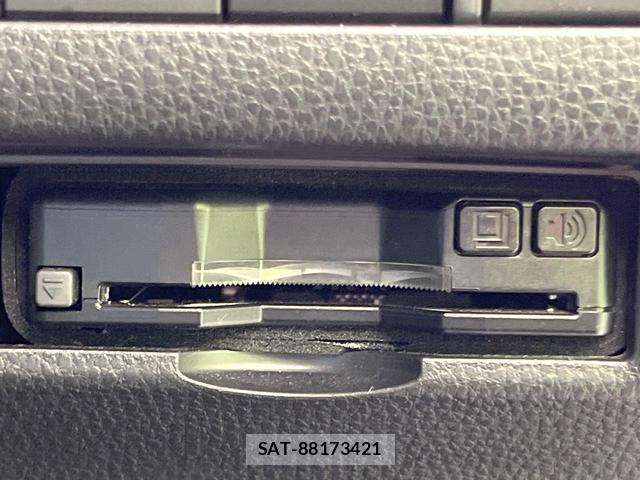 Toyota HARRIER 2021-02 8728241-5