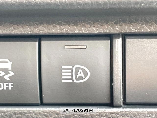 Toyota HARRIER 2021-10 8728266-6