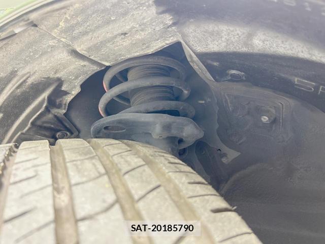 Toyota HARRIER 2017-07 8728365-19
