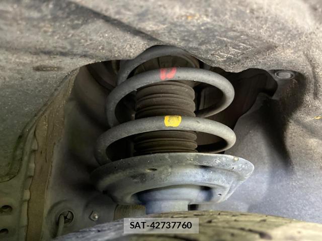 Toyota HARRIER 2021-03 8728413-19