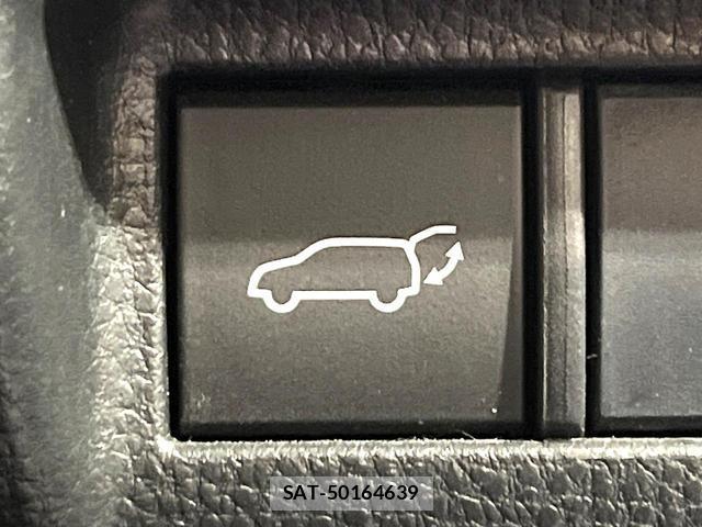 Toyota HARRIER 2021-01 8728700-6