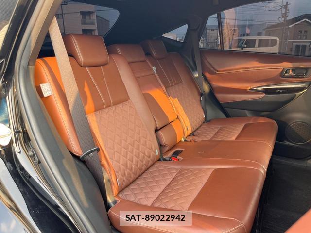 Toyota HARRIER 2018-05 8728955-12