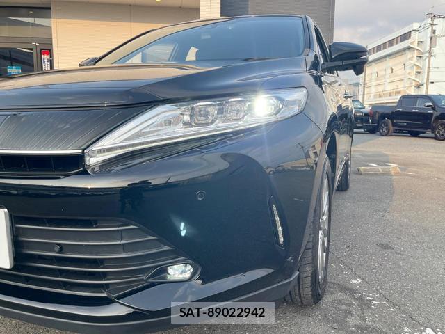 Toyota HARRIER 2018-05 8728955-15