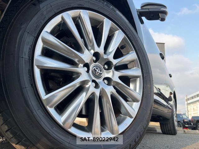 Toyota HARRIER 2018-05 8728955-16