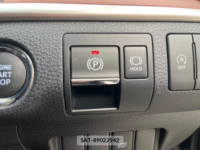 Toyota HARRIER 2018-05 8728955-6