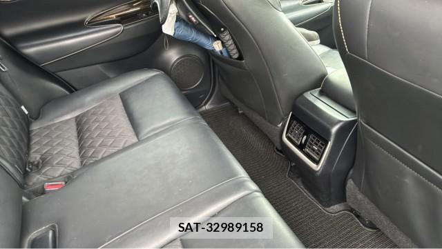 Toyota HARRIER 2016-09 8729616-6