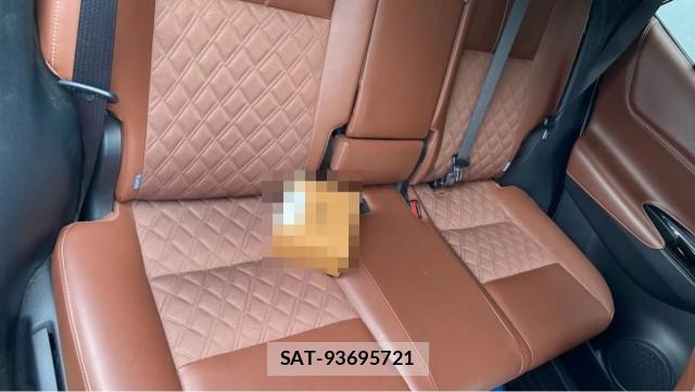Toyota HARRIER 2018-03 8729629-6