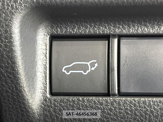 Toyota HARRIER 2021-03 8730078-5