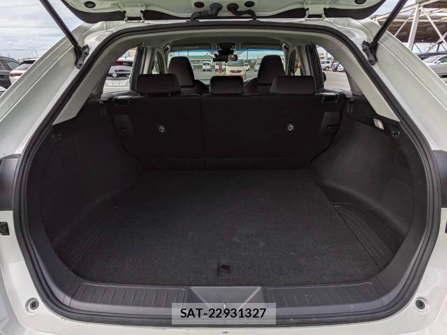 Toyota HARRIER 2022-04 8730110-12