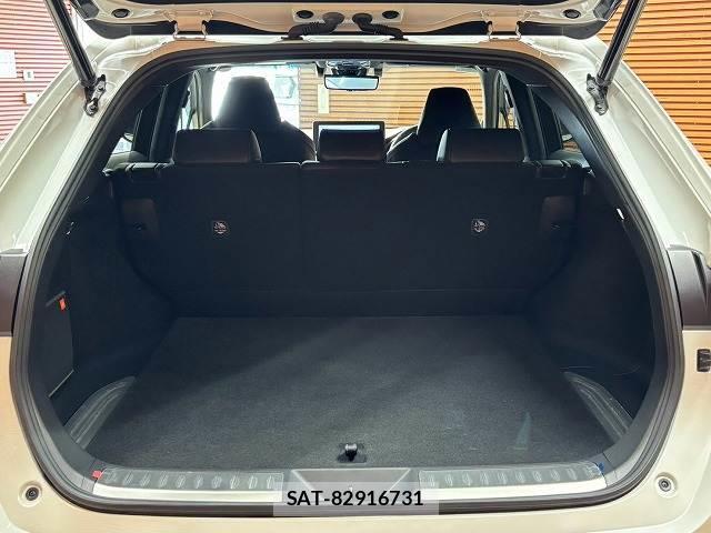 Toyota HARRIER 2023-07 8730865-12