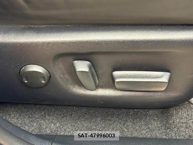 Toyota HARRIER 2018-09 8730869-7