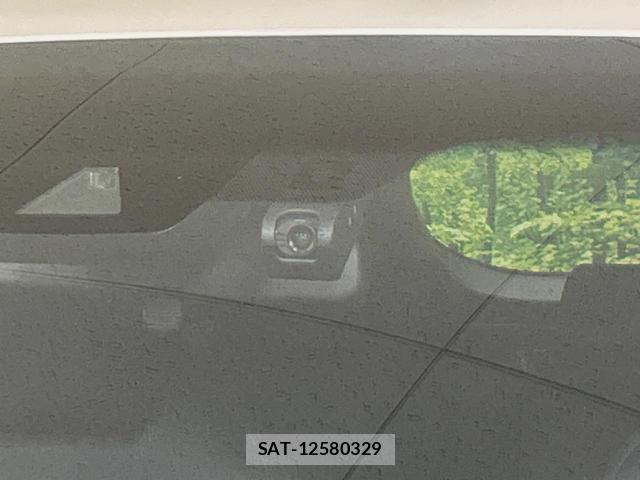Toyota HARRIER 2021-06 8730909-4