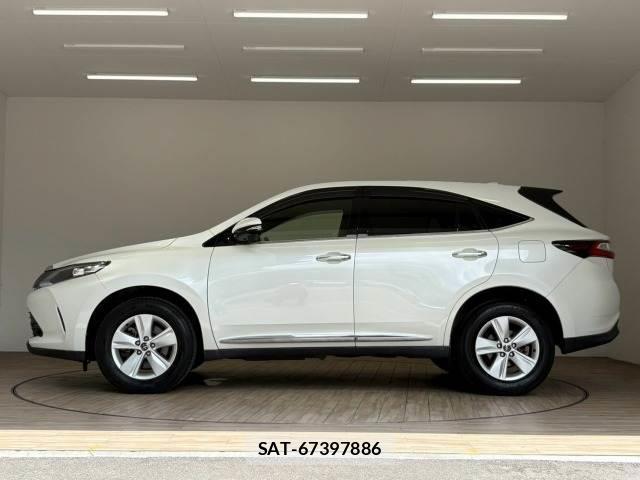 Toyota HARRIER 2018-03 8731380-16