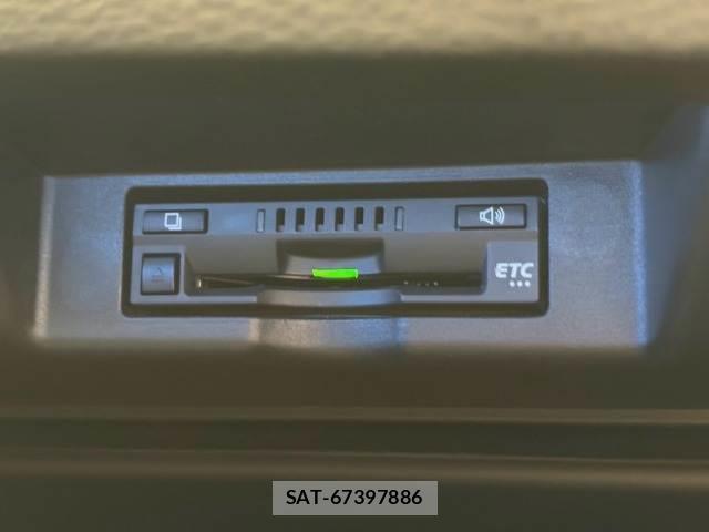 Toyota HARRIER 2018-03 8731380-7