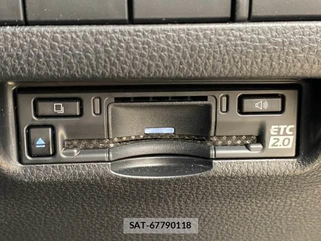 Toyota HARRIER 2023-09 8731386-8