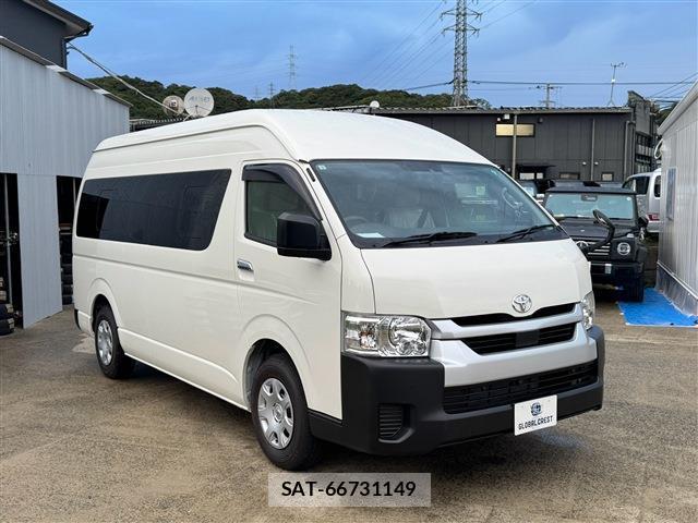 Toyota HIACE COMMUTER 2025-03 8728311-10