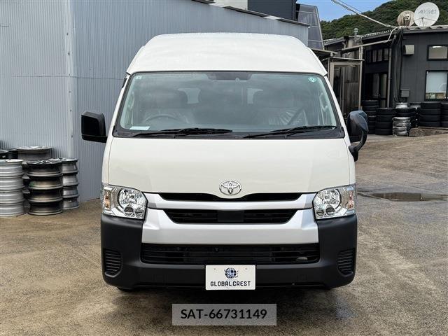 Toyota HIACE COMMUTER 2025-03 8728311-11