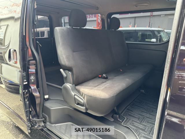 Toyota HIACE VAN 2016-11 8726081-13