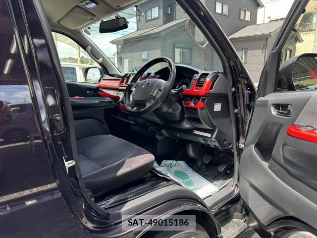 Toyota HIACE VAN 2016-11 8726081-3