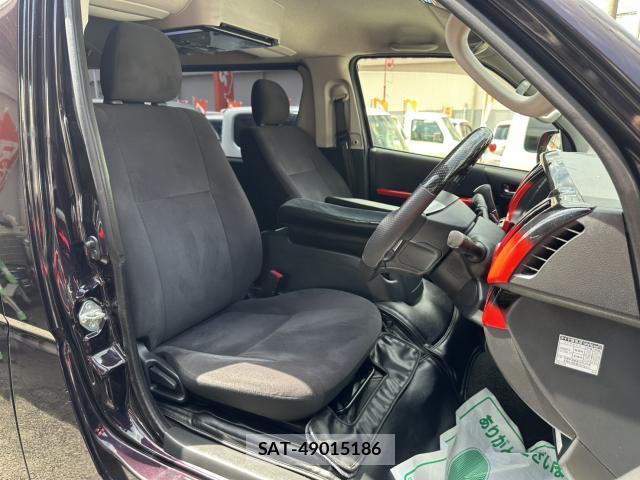 Toyota HIACE VAN 2016-11 8726081-9