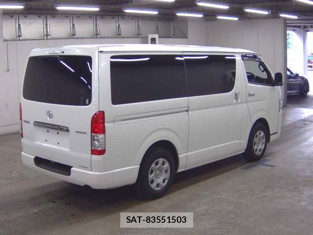 Toyota HIACE VAN 2021-09 8726253-4