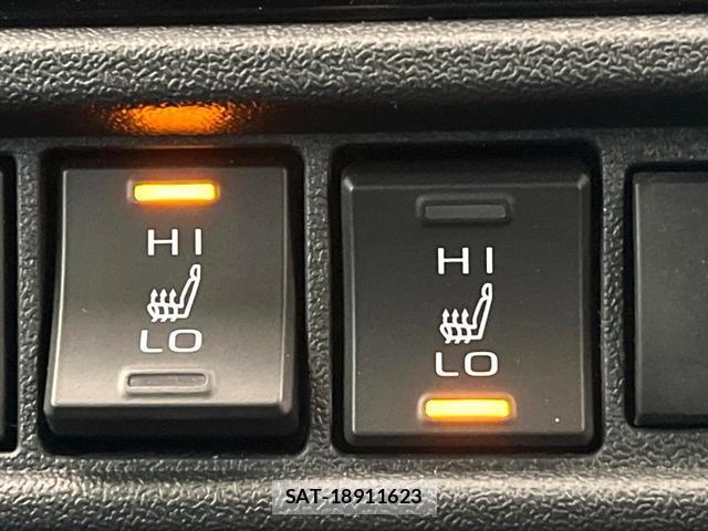 Toyota HIACE VAN 2026-04 8727776-4