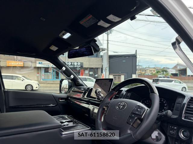 Toyota HIACE VAN 2021-01 8728883-13