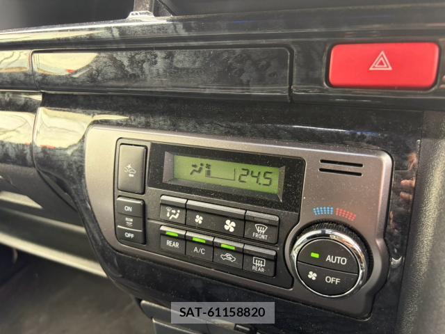 Toyota HIACE VAN 2021-01 8728883-18
